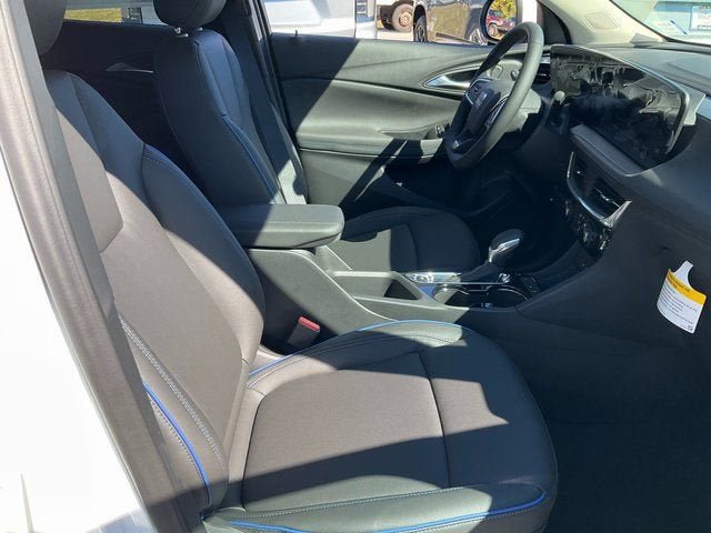 New 2026 Buick Encore GX Sport Touring FWD image 17