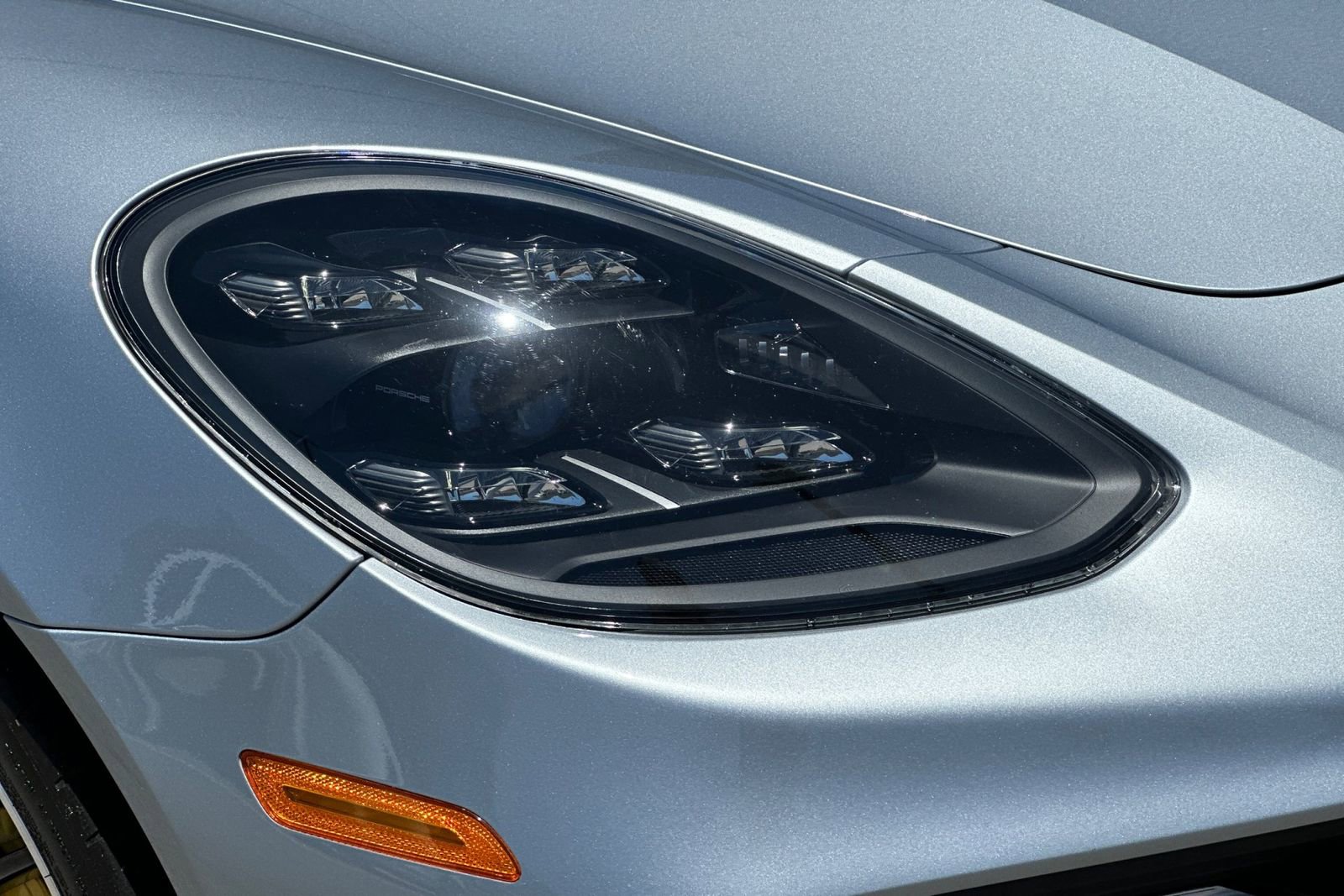 Certified 2022 Porsche Panamera Turbo S AWD/4WD image 36