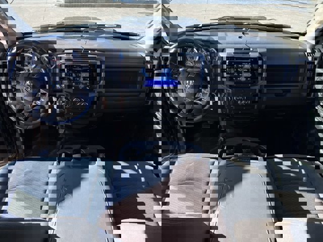 Used 2015 RAM 1500 Express image 21