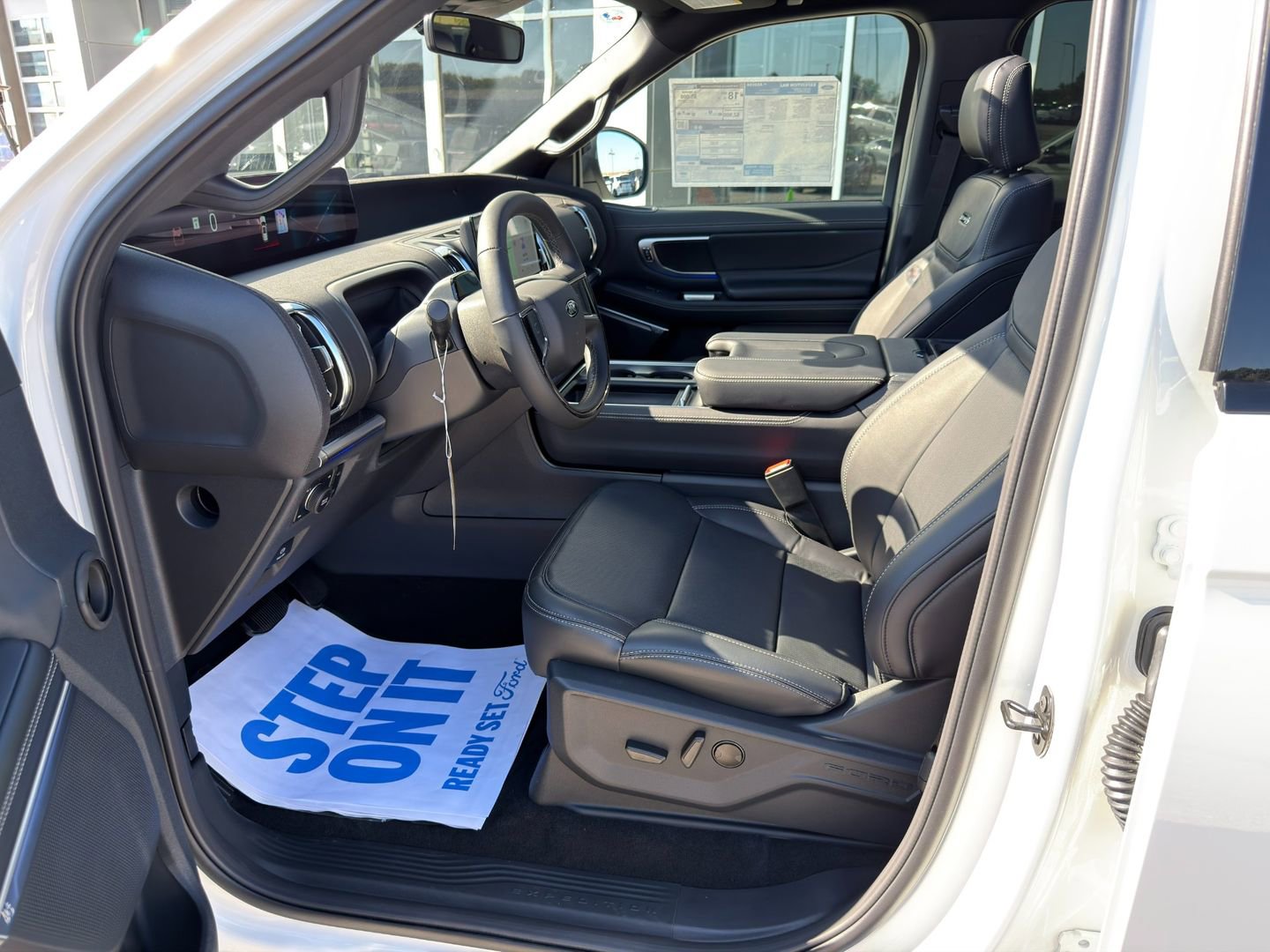New 2025 Ford Expedition Max Platinum w/ Stealth Performance Package image 22