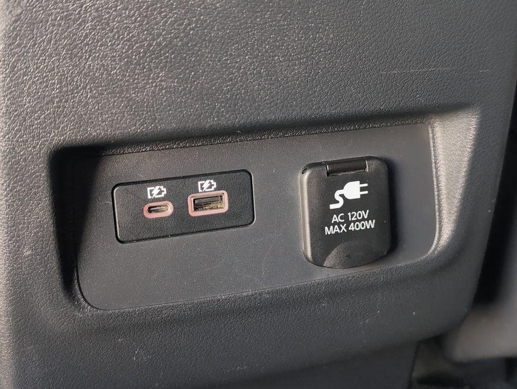 Used 2022 Nissan Frontier SV image 21