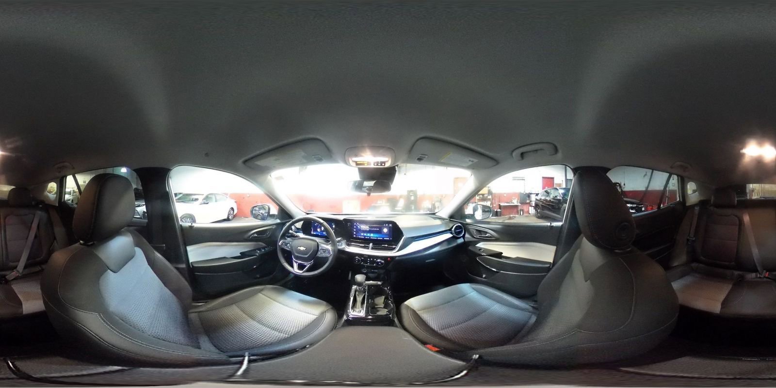 Used 2025 Chevrolet Trax LT w/ LT Convenience Package image 41