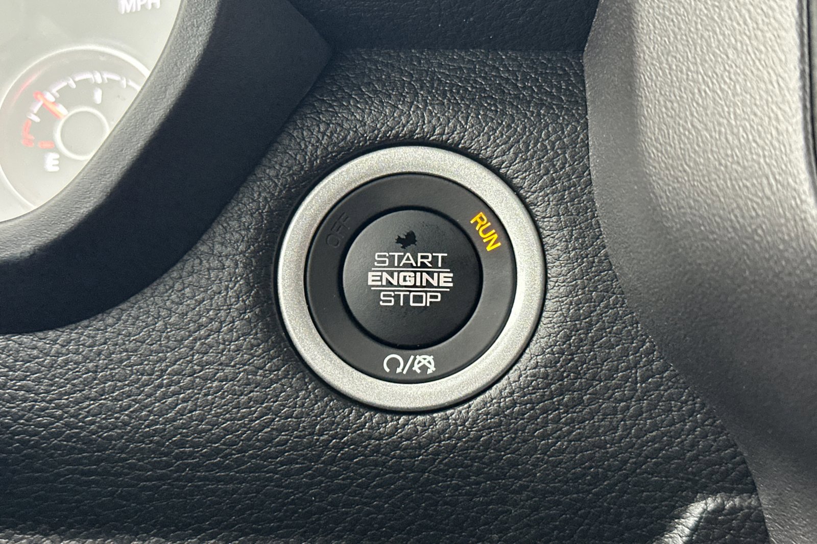 New 2026 RAM 1500 4x4 Crew Cab image 20