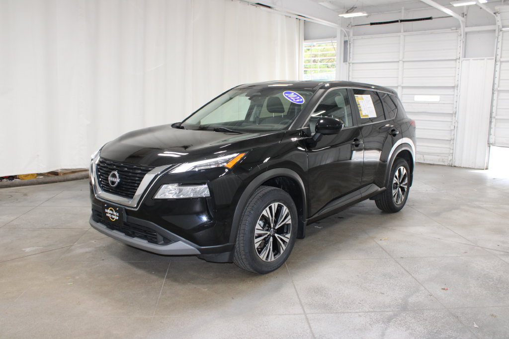 Used 2023 Nissan Rogue SV AWD/4WD image 4