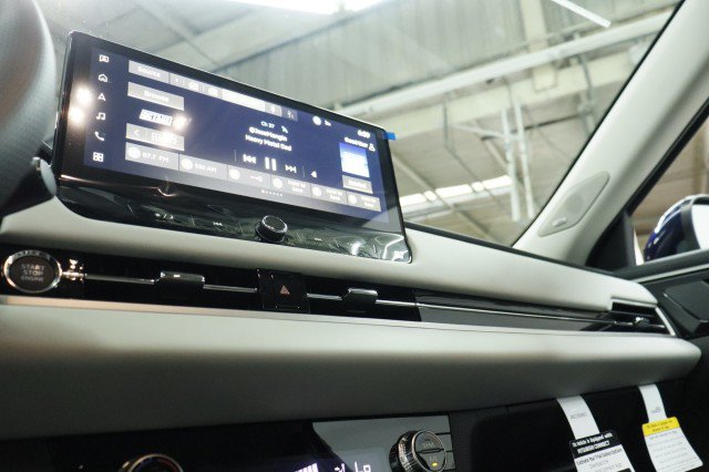 New 2026 Mitsubishi Outlander SE FWD image 12