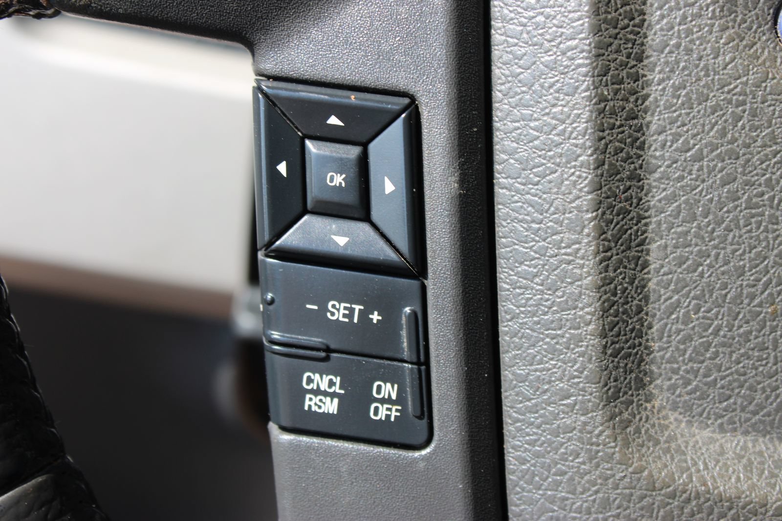 Used 2011 Ford F150 FX4 w/ FX Luxury Pkg AWD/4WD image 18