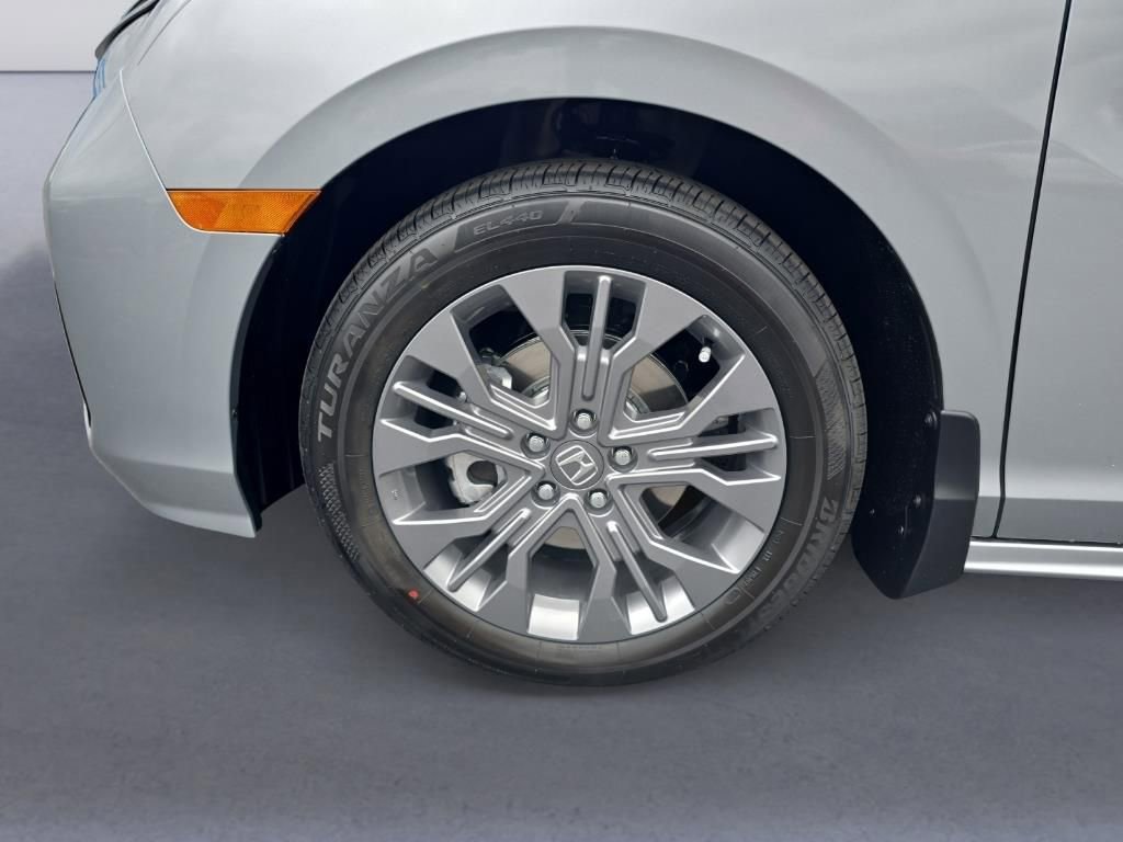 New 2026 Honda Odyssey Touring image 10
