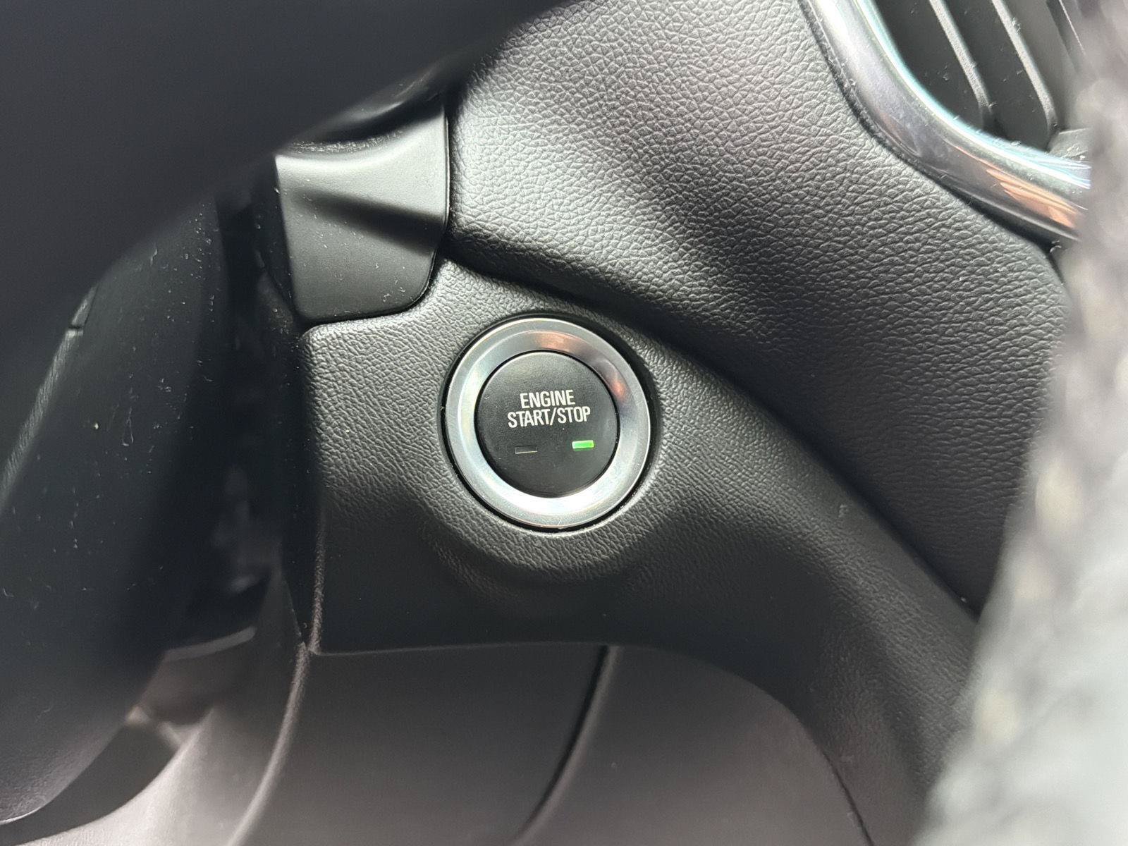 Used 2022 Chevrolet Equinox LT AWD/4WD image 19