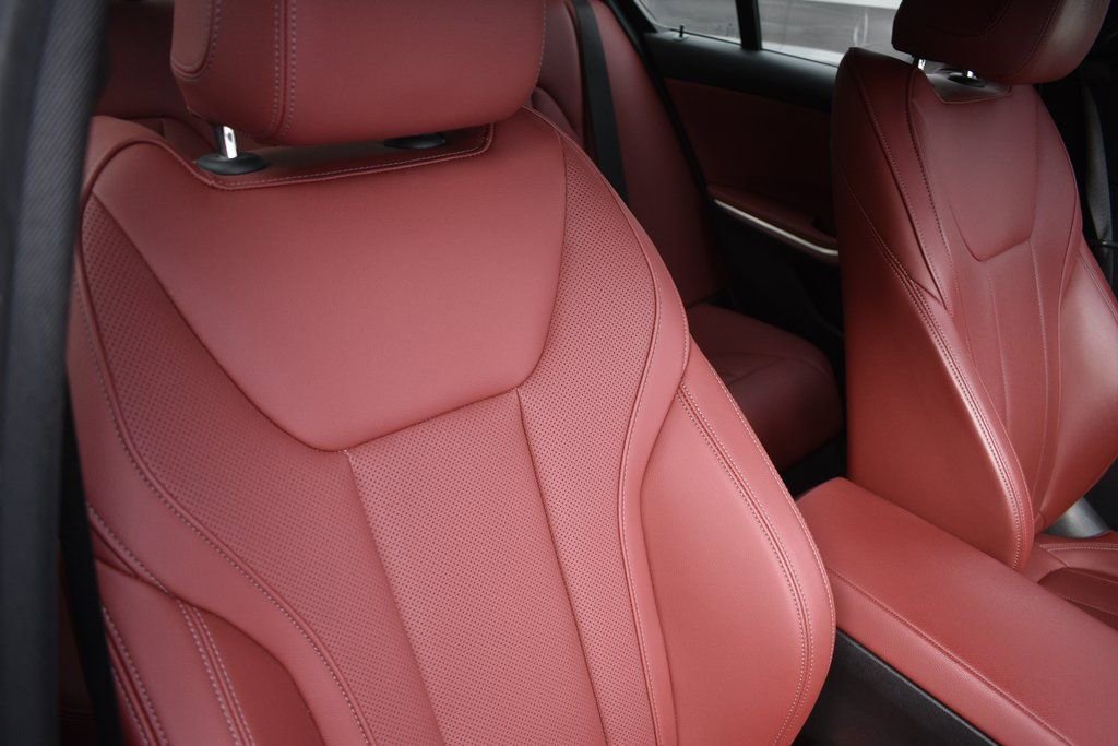 Used 2023 BMW 330e w/ M Sport Package image 23