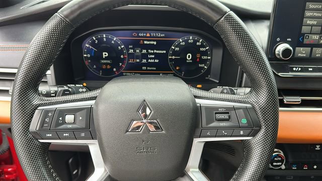 Used 2024 Mitsubishi Outlander SEL image 11