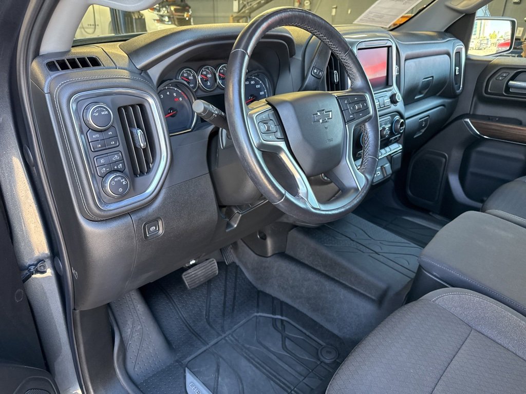 Used 2021 Chevrolet Silverado 1500 RST w/ Bed Protection Package image 18