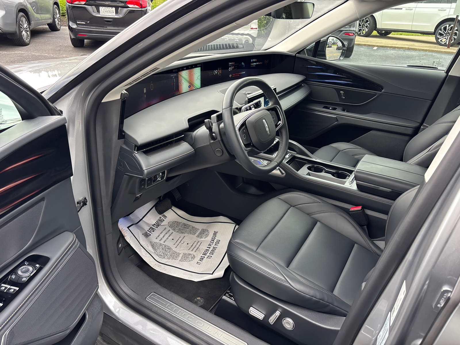 New 2026 Lincoln Nautilus Premier AWD/4WD image 24