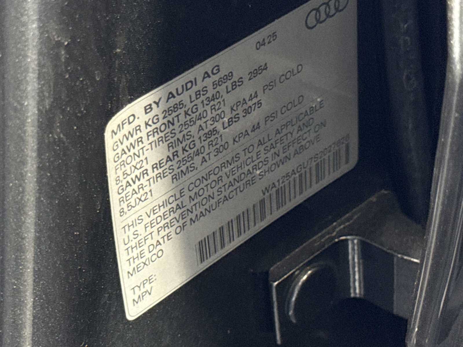 Used 2025 Audi SQ5 Premium Plus AWD/4WD image 29