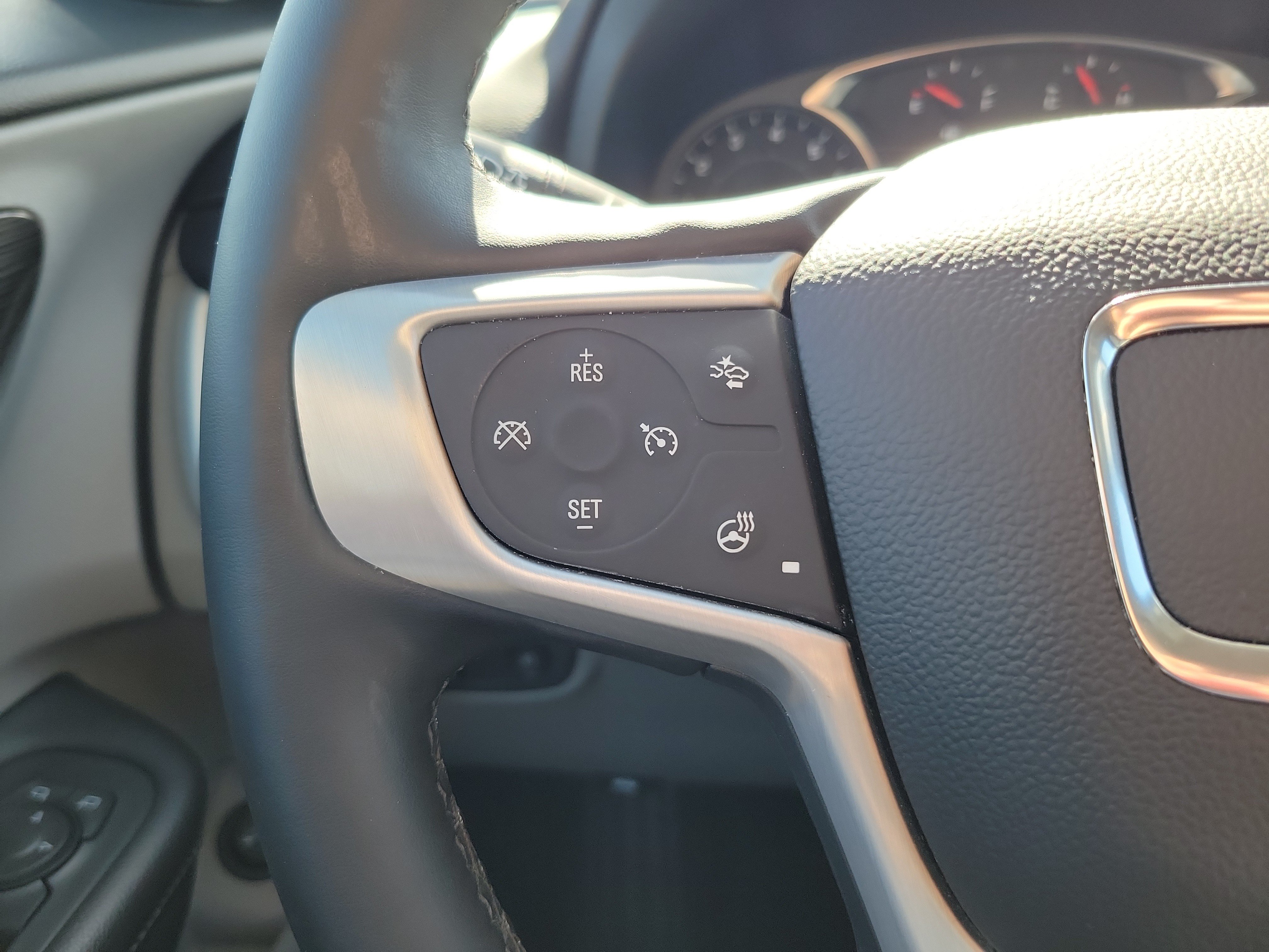 Used 2023 GMC Terrain SLT FWD image 22