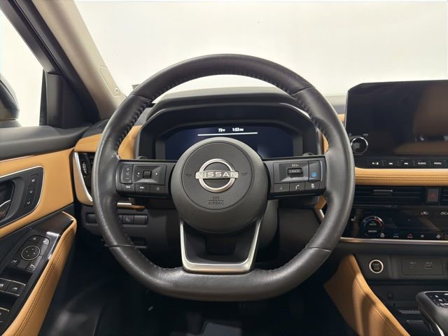 Used 2022 Nissan Rogue Platinum w/ Head-Up Display Package AWD/4WD image 30