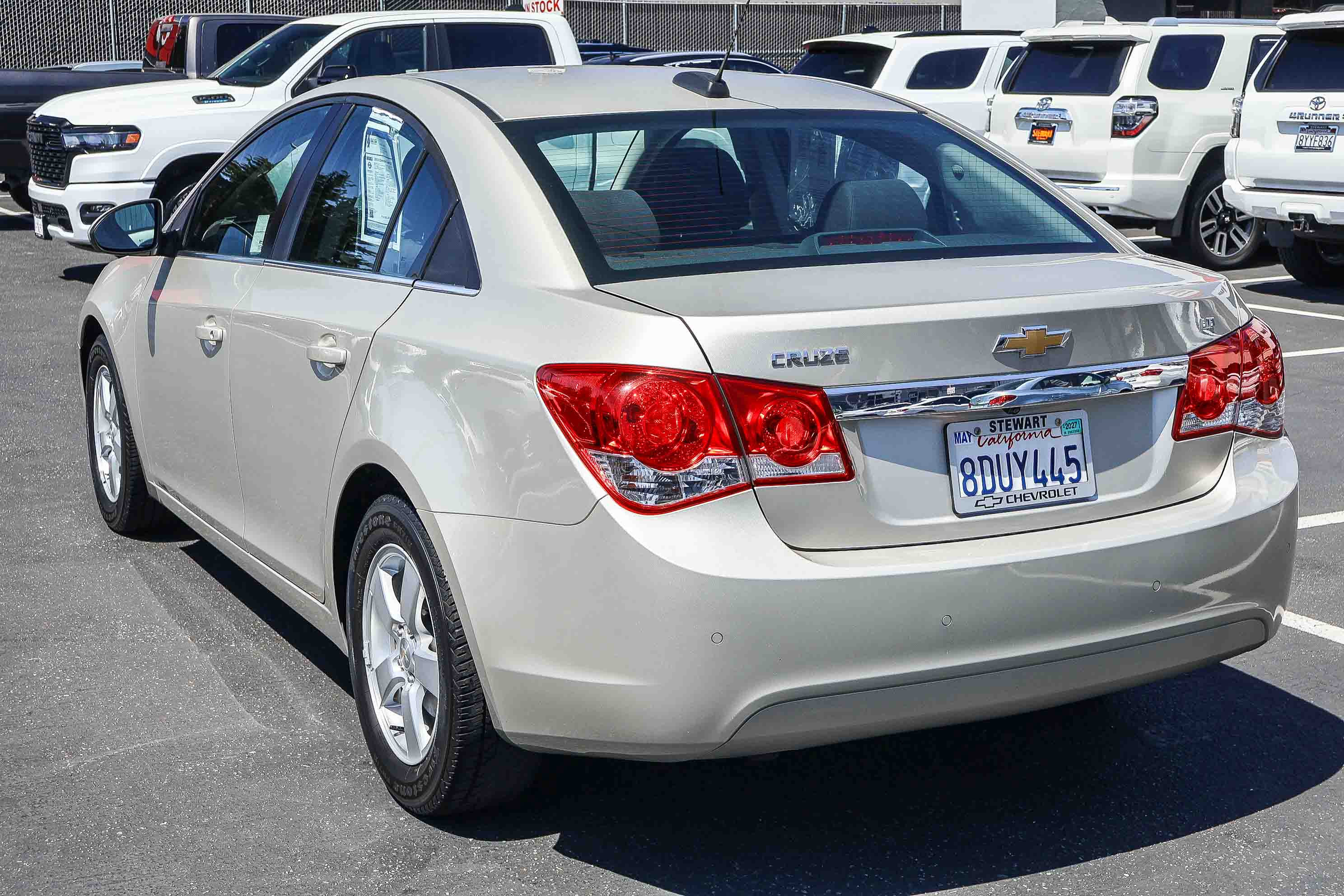 Used 2015 Chevrolet Cruze LT w/ Enhanced Safety Package FWD image 19