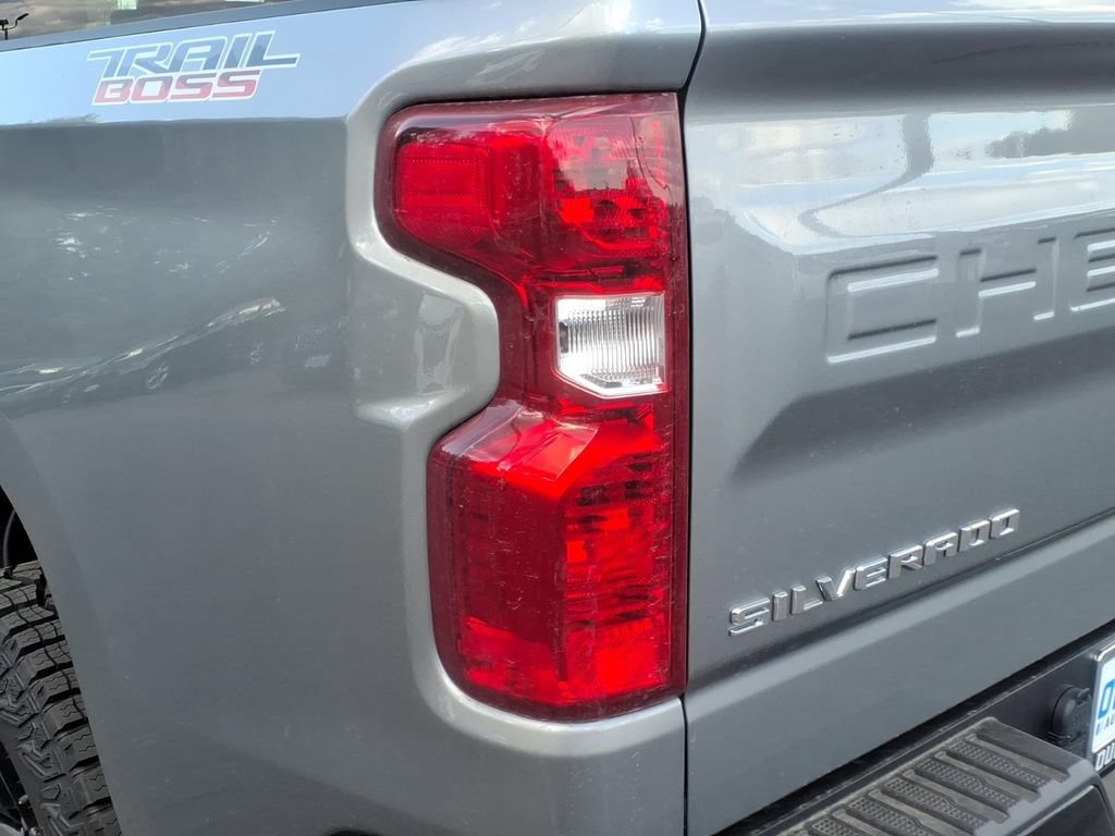 New 2026 Chevrolet Silverado 1500 Custom Trail Boss AWD/4WD image 9