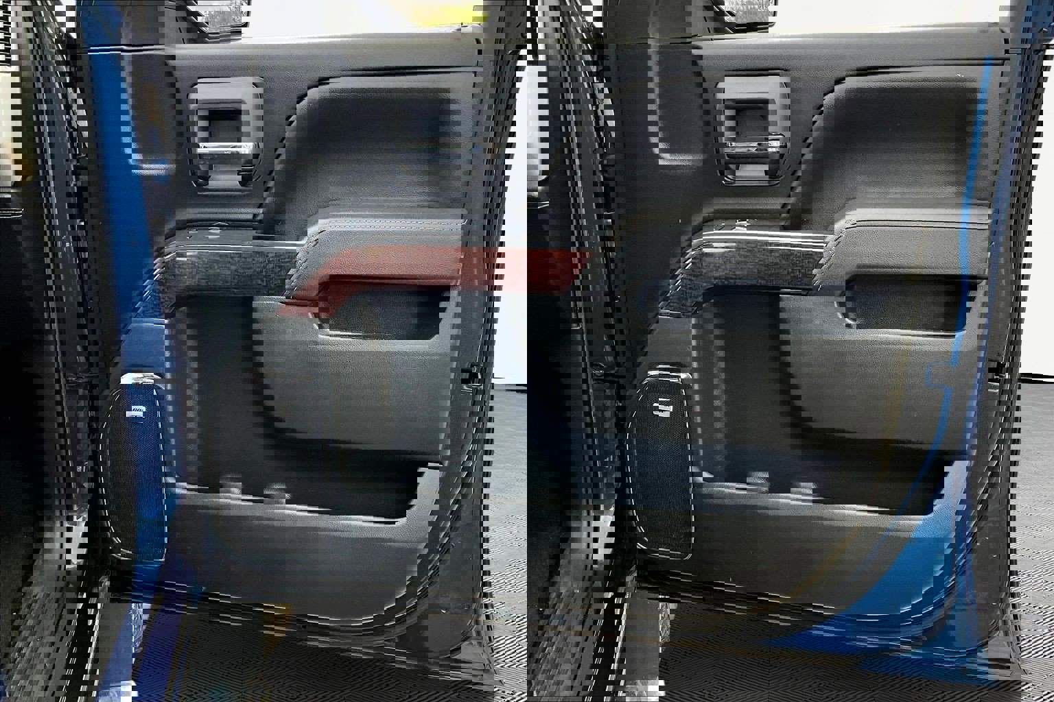 Used 2017 GMC Sierra 1500 SLT image 29