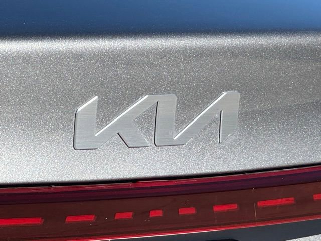 Used 2024 Kia Forte LXS image 13