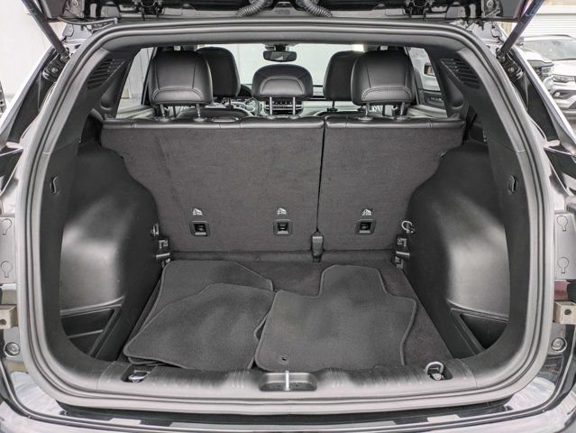 Certified 2023 Jeep Compass Latitude AWD/4WD image 12
