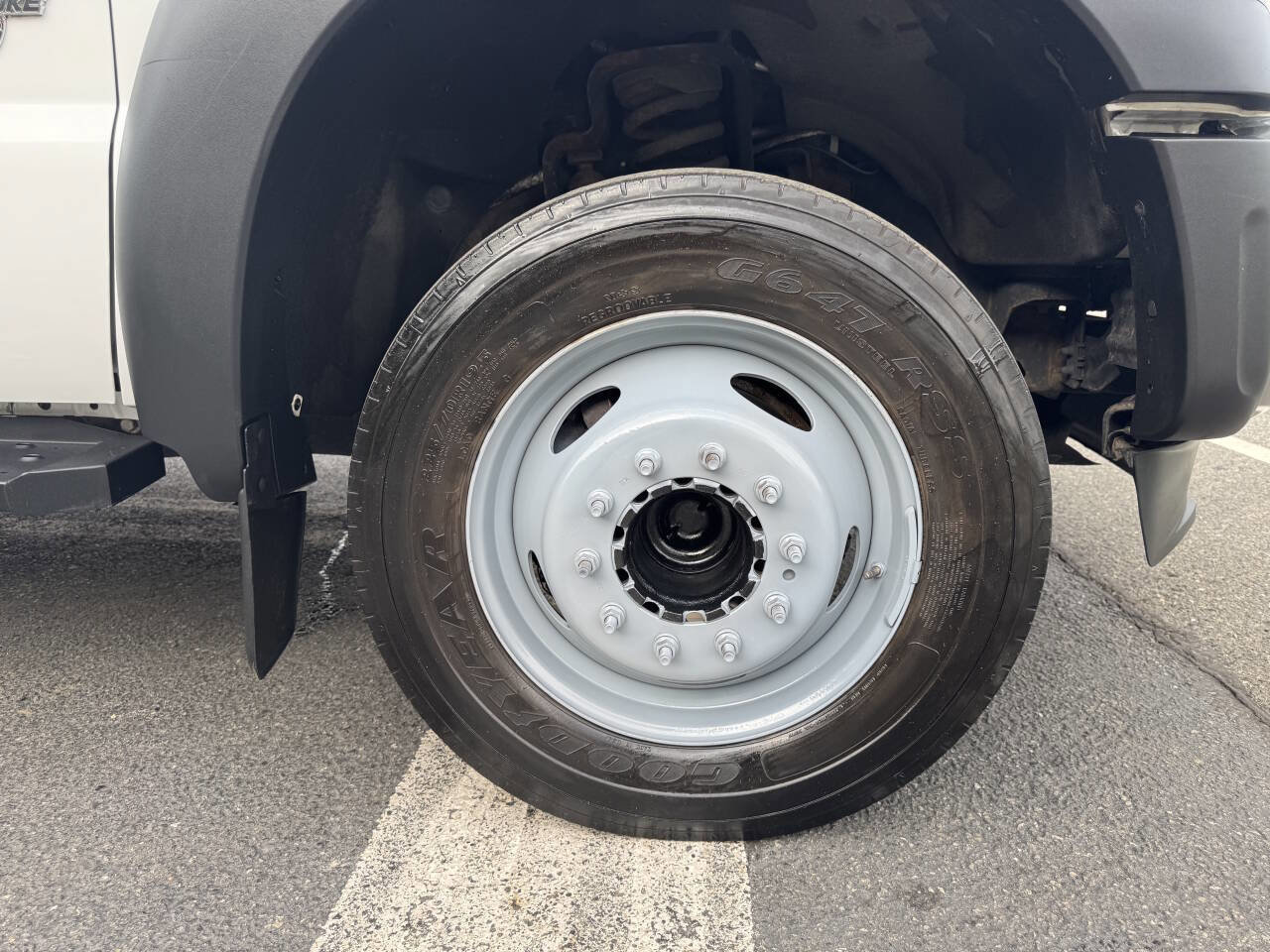 Used 2014 Ford F550 2WD Regular Cab Super Duty w/ Snow Plow Prep Package image 21