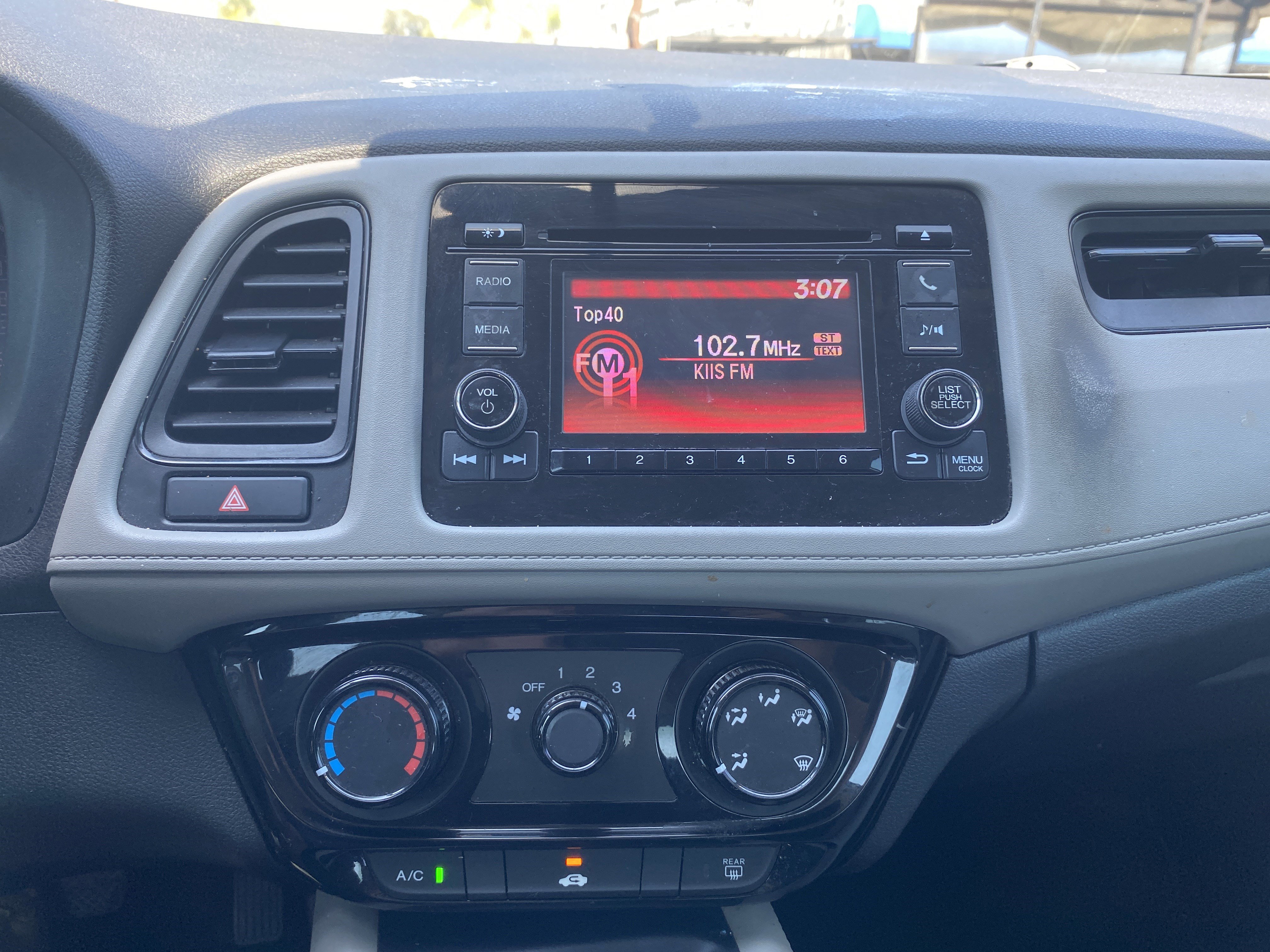 Used 2021 Honda HR-V LX image 11