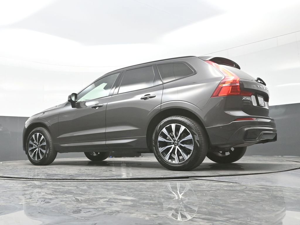 Used 2025 Volvo XC60 B5 Plus w/ Climate Package AWD/4WD image 30