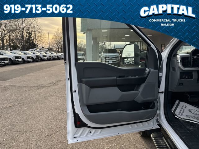 New 2026 Ford F450 XL w/ XL Chrome Package image 20