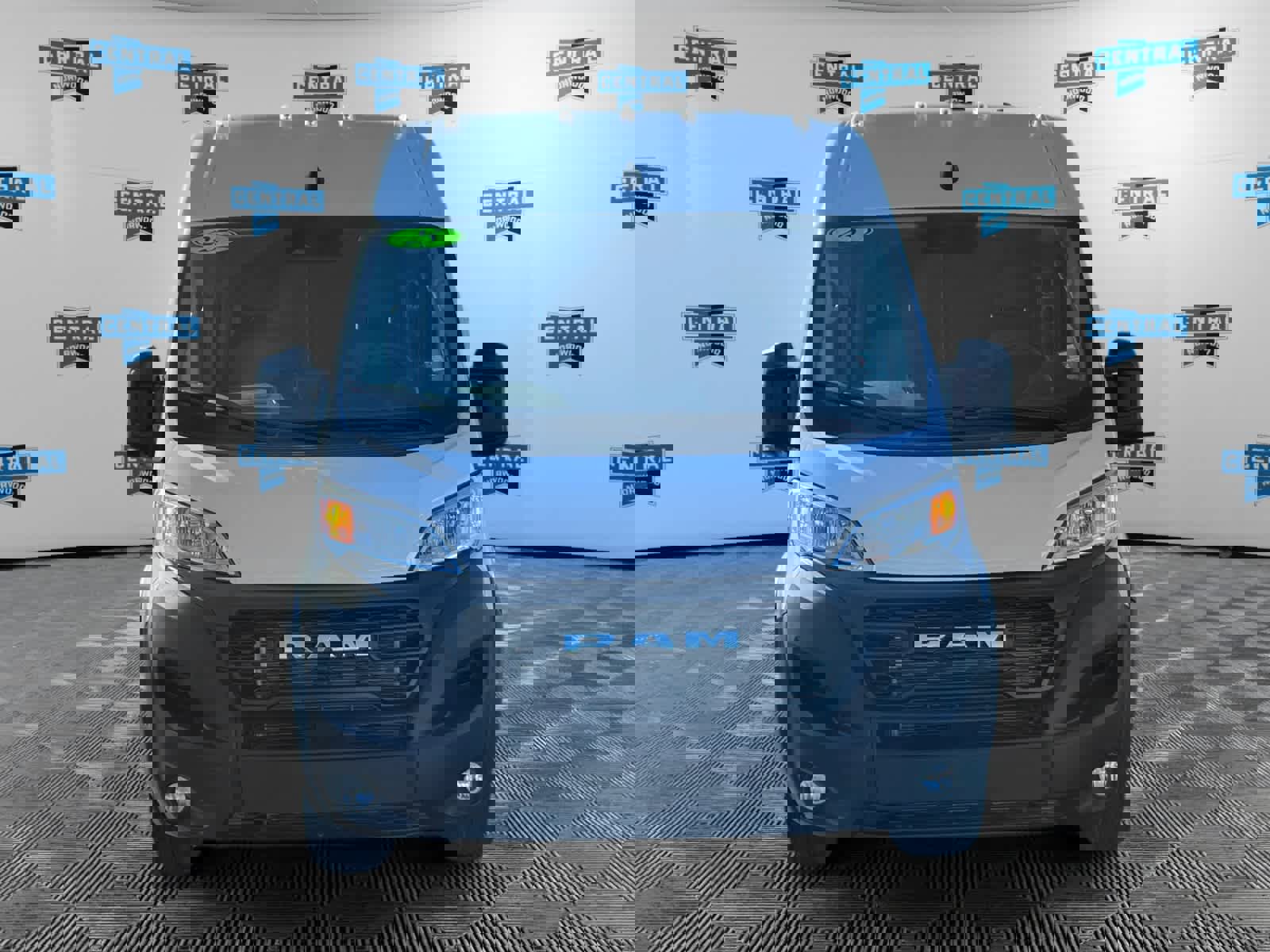 Used 2025 RAM ProMaster 2500 w/ Storage Group image 9