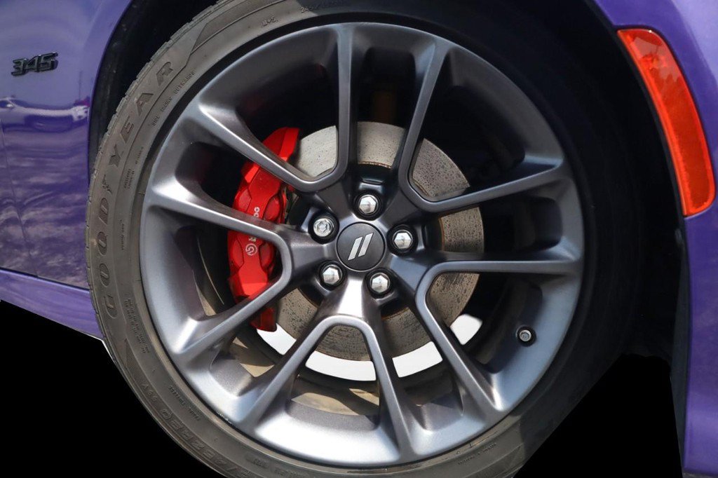 Used 2023 Dodge Charger R/T w/ Plus Group RWD image 3