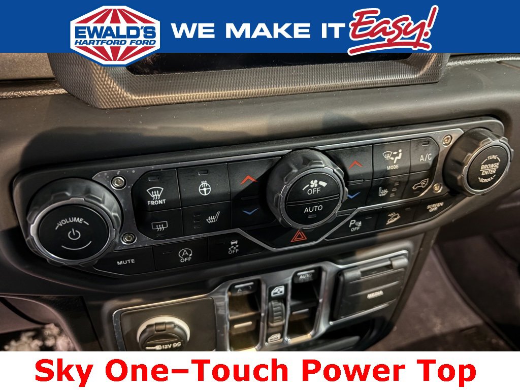 Used 2019 Jeep Wrangler Unlimited Sahara image 17