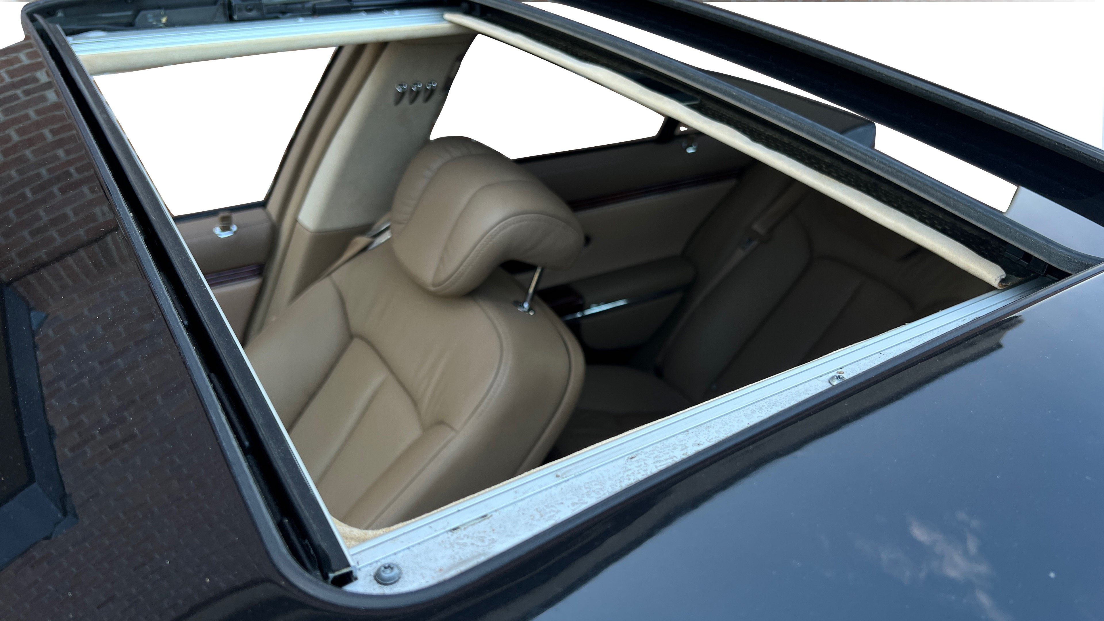 Used 2004 Maybach 57 RWD image 82