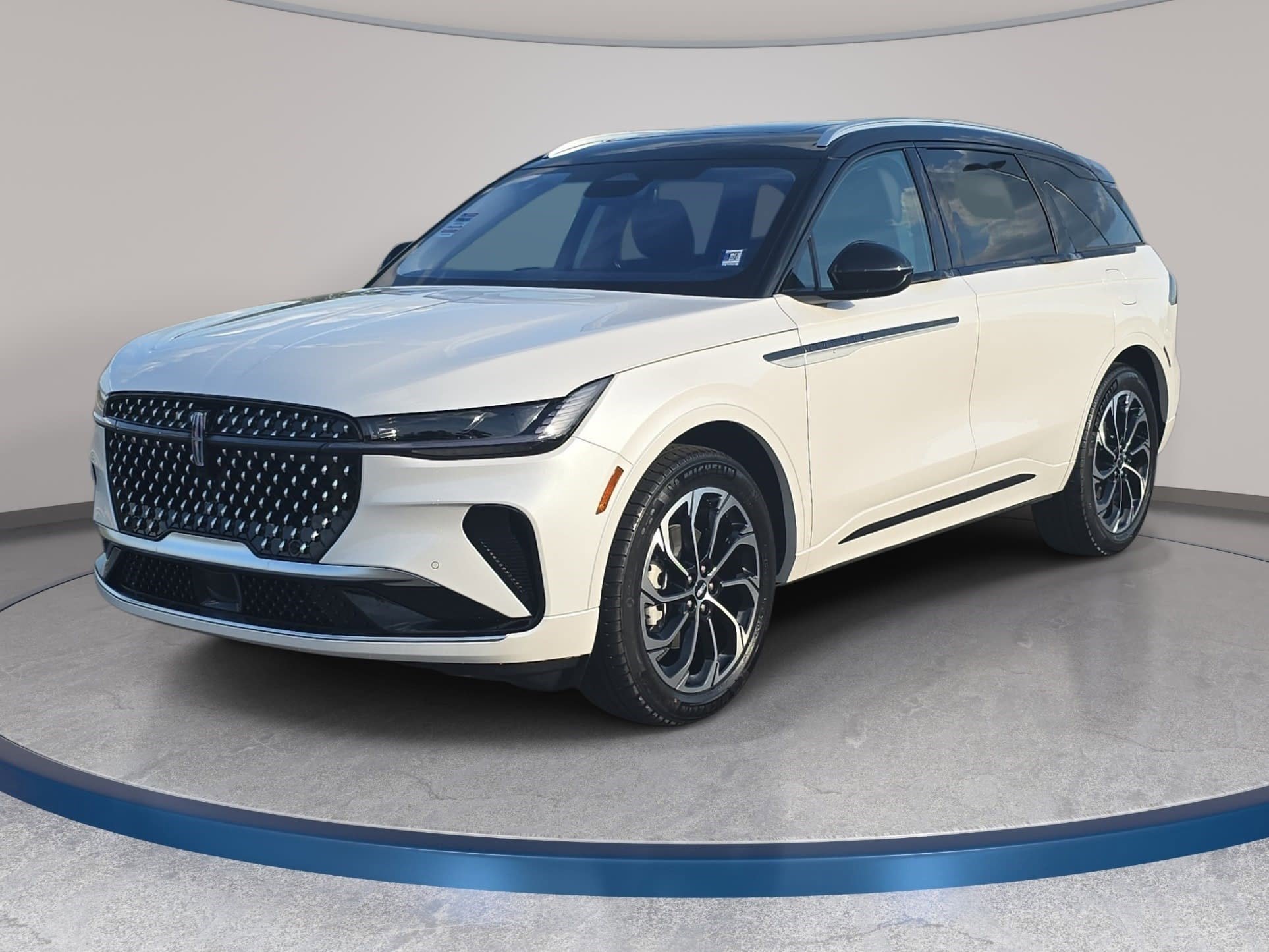 New 2026 Lincoln Nautilus Reserve AWD/4WD image 1