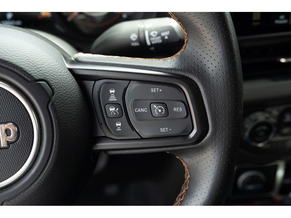 Used 2024 Jeep Gladiator Mojave w/ Convenience Group AWD/4WD image 18