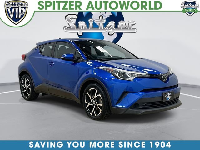 Used 2018 Toyota C-HR XLE FWD video 1