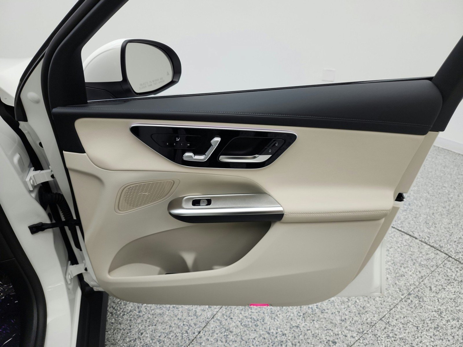 Certified 2024 Mercedes-Benz GLC 300 4MATIC image 22