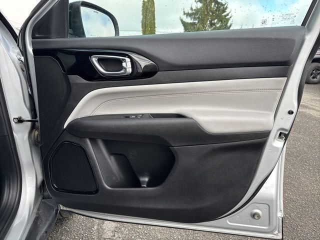 Used 2024 Jeep Compass Limited AWD/4WD image 13