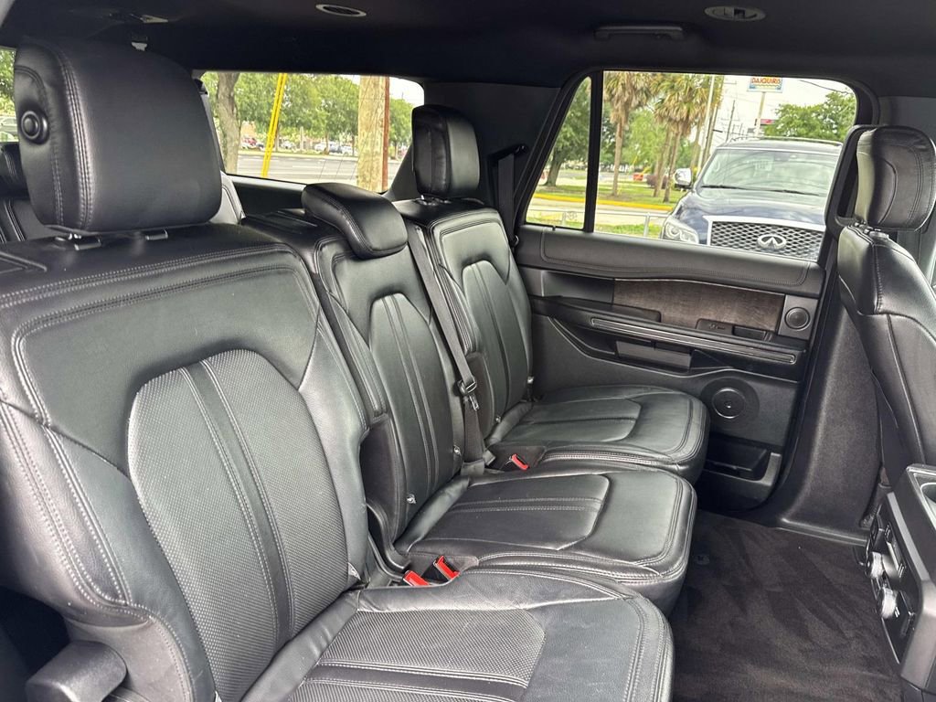 Used 2020 Ford Expedition Max Limited RWD image 10