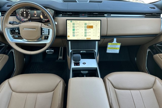 Certified 2026 Land Rover Range Rover Long Wheelbase SE AWD/4WD image 12