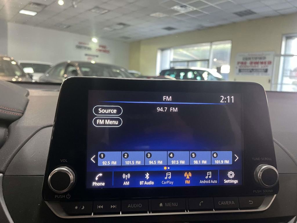 Used 2024 Nissan Altima 2.5 SR FWD image 18