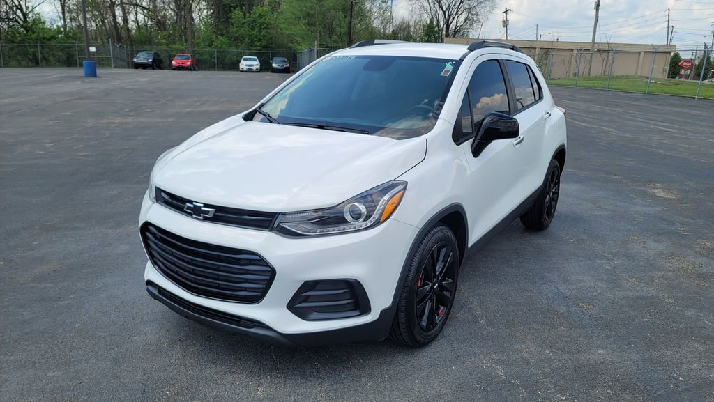 Used 2018 Chevrolet Trax LT w/ Redline Edition FWD image 5