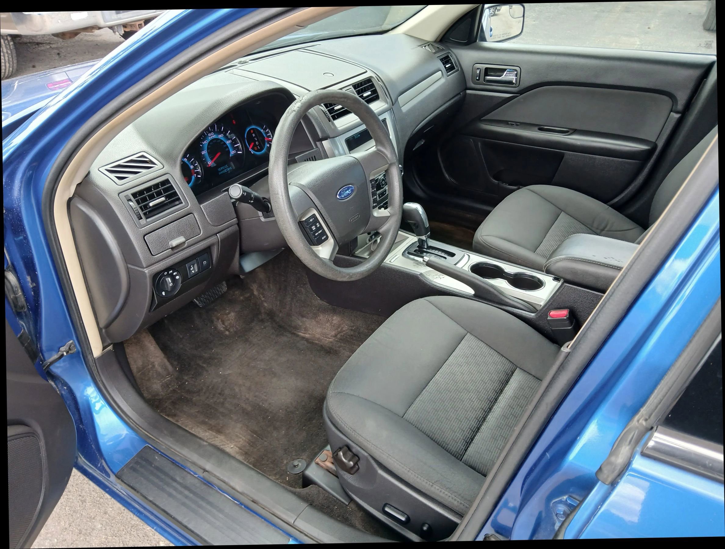 Used 2012 Ford Fusion SE image 8