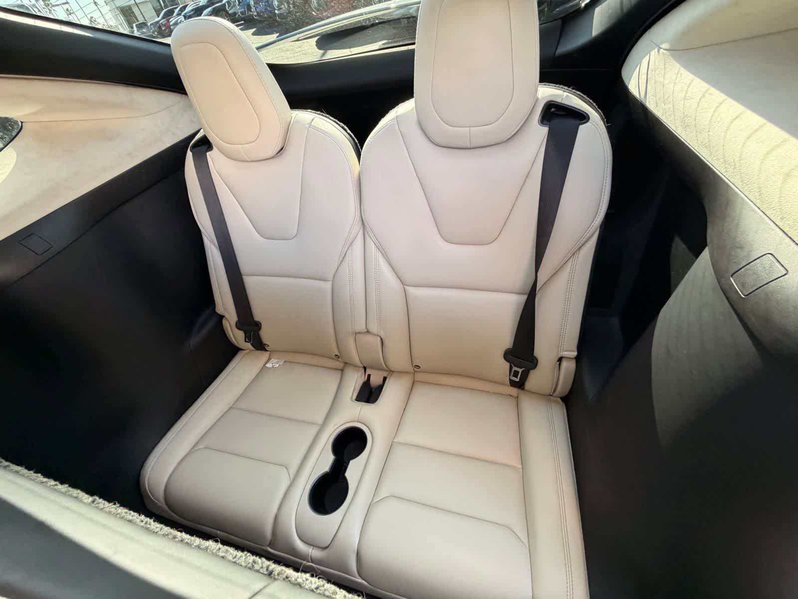 Used 2018 Tesla Model X 75D image 11