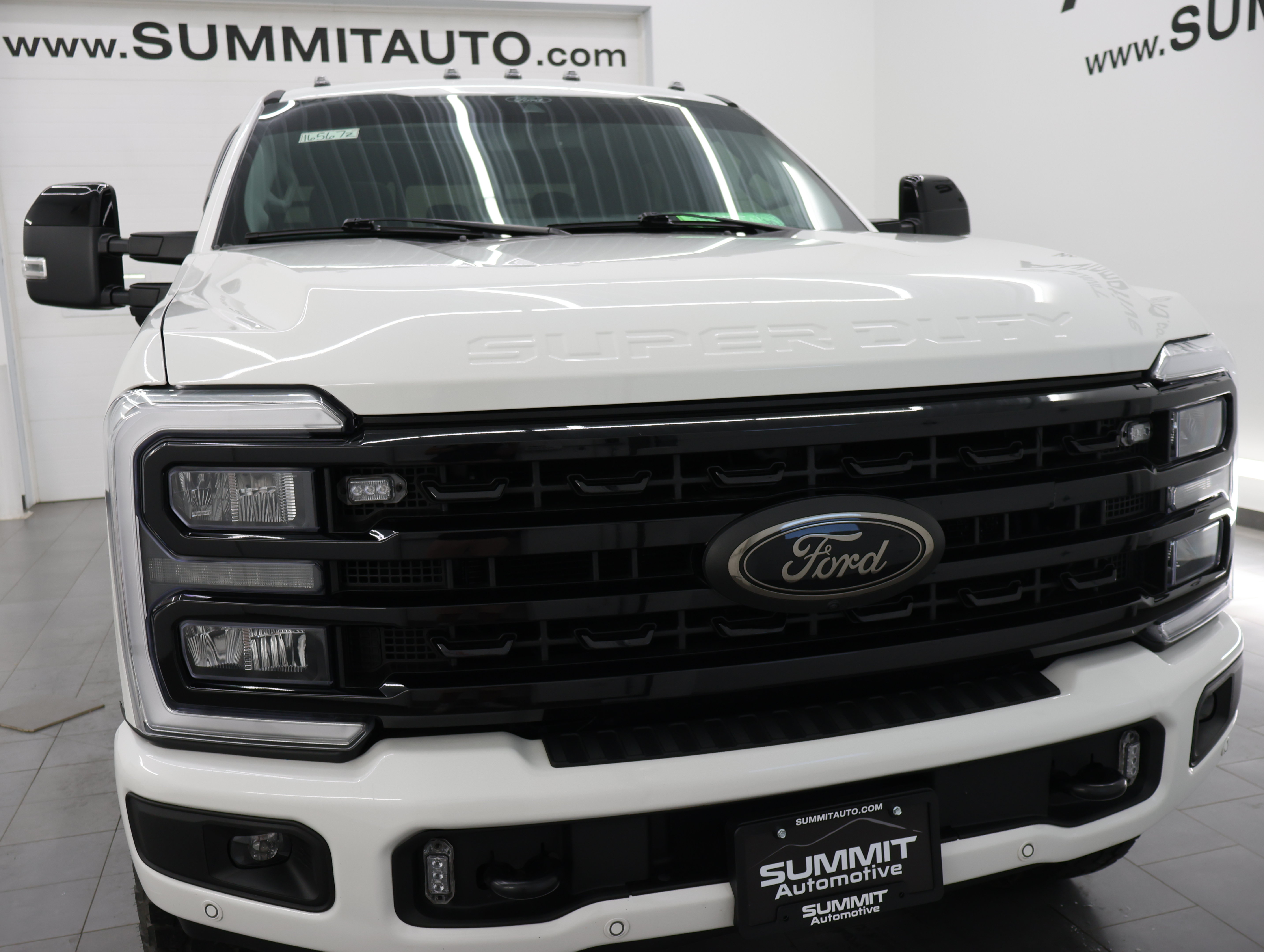 Used 2024 Ford F350 Lariat w/ Lariat Ultimate Package AWD/4WD image 25
