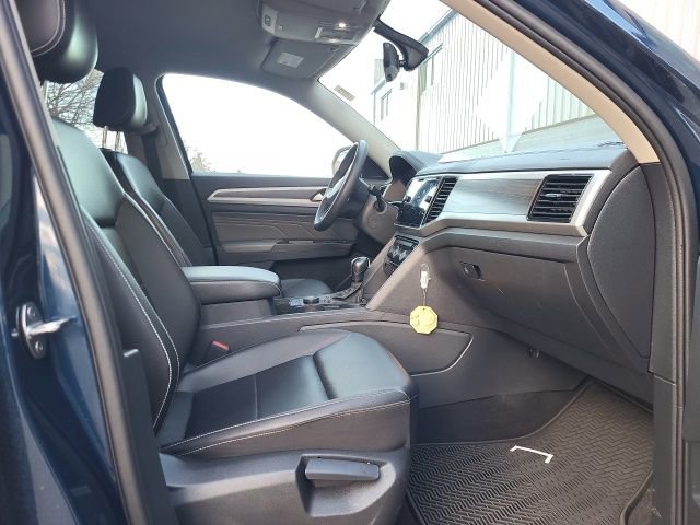 Used 2022 Volkswagen Atlas SE image 15