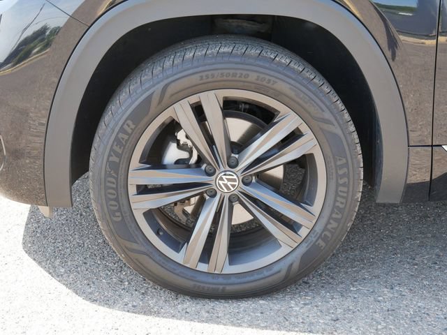 Certified 2022 Volkswagen Atlas SEL R-Line AWD/4WD image 9