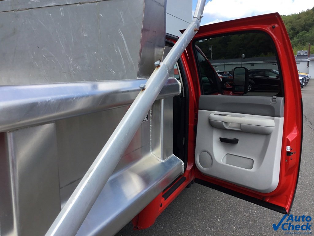 Used 2013 Chevrolet Silverado 3500 W/T w/ Snow Plow Prep Package image 37