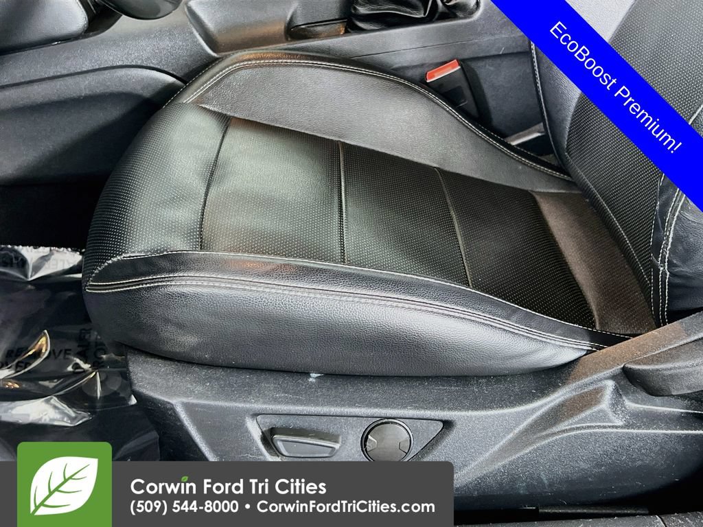 Used 2021 Ford Mustang Premium RWD image 21