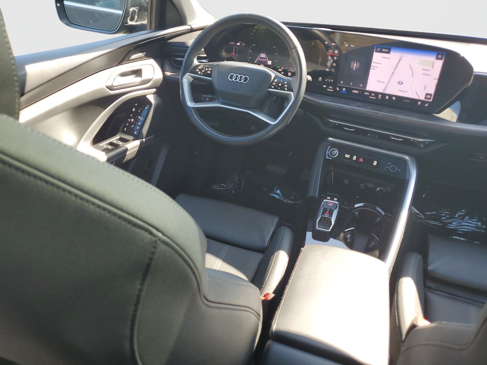 Used 2025 Audi Q5 Premium w/ Premium Plus AWD/4WD image 11