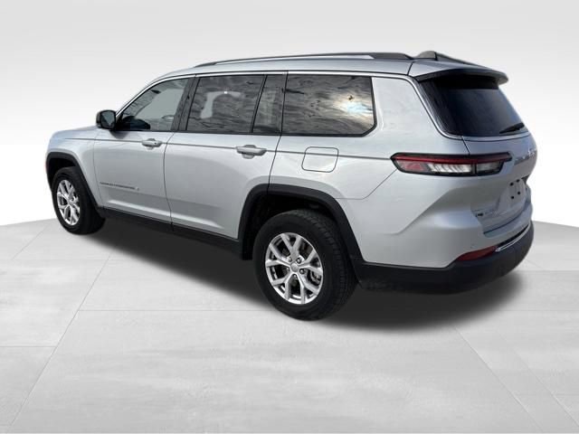 Used 2022 Jeep Grand Cherokee L Limited w/ Trailer Tow Group (B) image 3